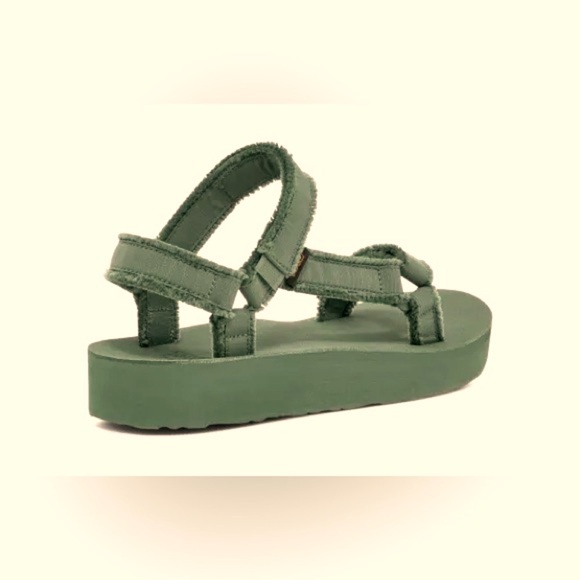 Teva Women’s Midform Universal Sandals Green - Picture 3 of 11